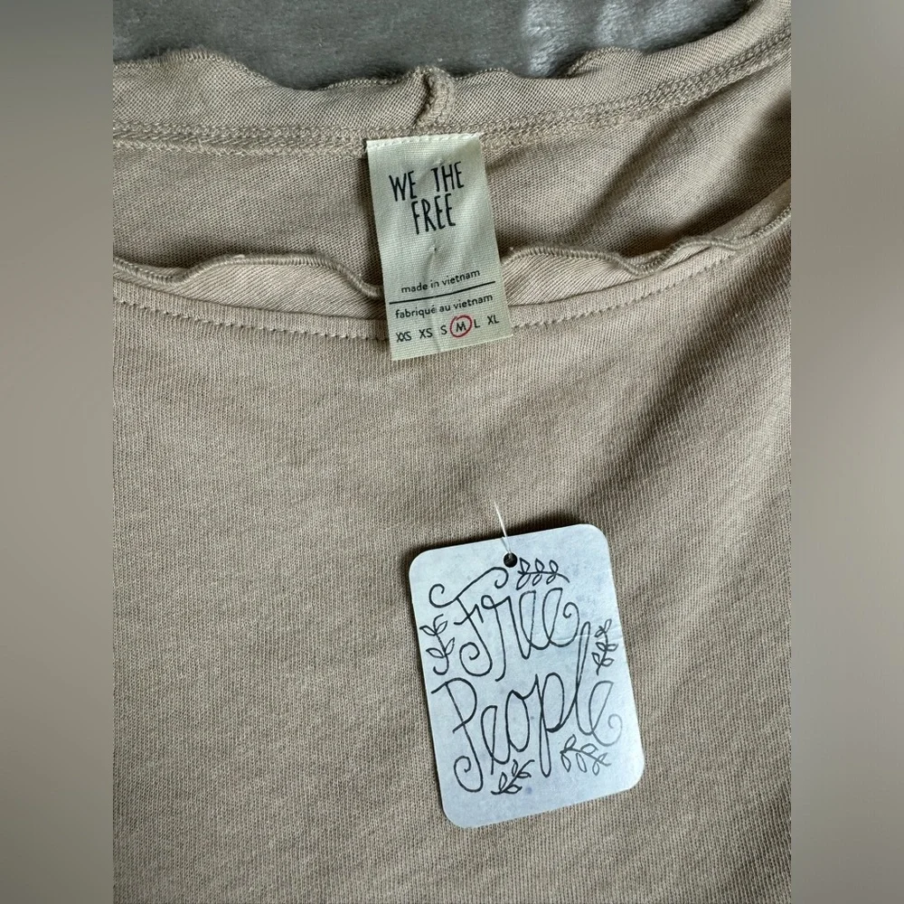 NWT We The Free Bird Gang Tan Sand Ruffle Hem Crop Top Bell Sleeve Womens Medium